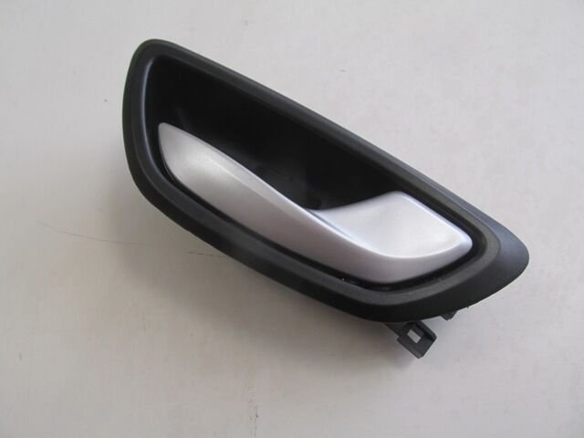 RENAULT MEGANE- 4- SD/HB- 16/20; ÖN KAPI İÇ AÇMA KOLU SAĞ GÜMÜŞ GRİ (EURO BODY) 826723233R