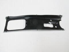 MITSUBISHI CANTER- FE515- 98/06; ÖN TAMPON DEMİRİ SAĞ (KÜÇÜK TİP) (TEK TEKER) (TYG) MC139285