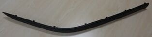 BMW 5 SERI- E39- 96/00; ÖN TAMPON BANDI SAĞ SİYAH SENSÖR DELİKSİZ (NİKELAJ TAKILMAYAN TİP) (TYG) 51118226562