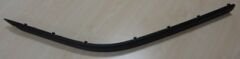 BMW 5 SERI- E39- 96/00; ÖN TAMPON BANDI SAĞ SİYAH SENSÖR DELİKSİZ (NİKELAJ TAKILMAYAN TİP) (TYG) 51118226562