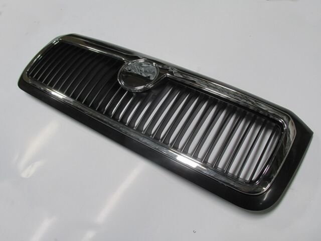 SKODA FELICIA- 99/01; ÖN PANJUR NİKELAJLI (SİYAH ÇERÇEVELİ) (TYG) 6U0853651BGRU