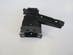 HONDA CIVIC- SD/HB- 96/98; ÖN ŞASİ UÇ DEMİRİ SAĞ (TAMPON BRAKETLİ) (EAGLE BODY) 71150-S04-G00ZZ