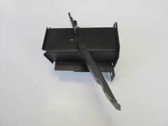 HONDA CIVIC- SD/HB- 99/01; ÖN ŞASİ UÇ DEMİRİ SOL (TAMPON BRAKETLİ) (EAGLE BODY) 71160-S04-G00ZZ