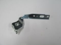 AUDI A4- 08/12; KAPUT MENTEŞESİ SOL (TYG) 8K0823301D
