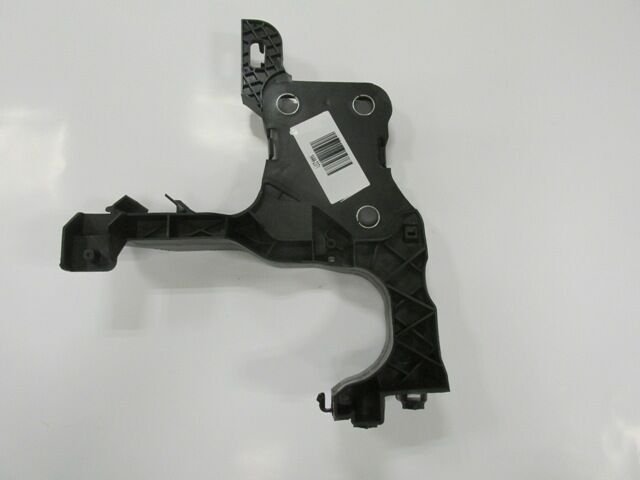 RENAULT SCENIC- 2- 03/09; ÖN PANEL YAN PARÇA SAĞ PLASTİK 8200137496