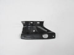 NISSAN QASHQAI- J10- 07/09; ÖN ÇAMURLUK İÇ BAĞLANTI BRAKETİ SOL (TW) F3181-JD0M0