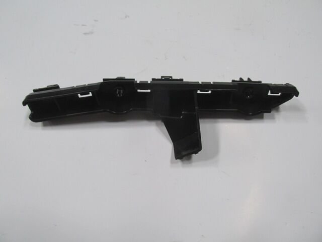 NISSAN QASHQAI- J11- 14/21; ÖN TAMPON BAĞLANTI BRAKETİ SAĞ PLASTİK (CASP) 62222-4EA0A