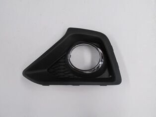 HYUNDAI I10- 13/16; SİS LAMBA KAPAĞI SOL (NİKELAJ ÇERÇEVELİ) (BFN) 86528-B4000