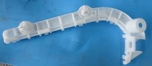 MITSUBISHI OUTLANDER- 08/09; ÖN TAMPON BAĞLANTI BRAKETİ SAĞ (PLASTİK) (TW) 6400A588