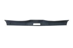 TOYOTA COROLLA- AE101- 93/98; ARKA BAGAJ PLASTİĞİ (GRİ) (KİLİT KARŞILIĞI ÜST PLASTİĞİ) (EURO BODY) 58387-12010