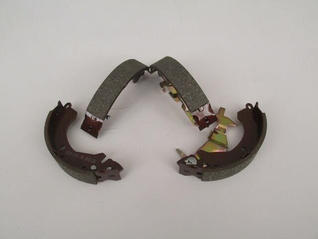 MITSUBISHI LANCER- C62- 88/91; ARKA FREN PABUCU (90X28) (DAIWA) MB534595