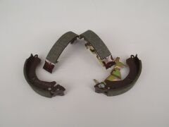 MITSUBISHI LANCER- C62- 88/91; ARKA FREN PABUCU (90X28) (DAIWA) MB534595