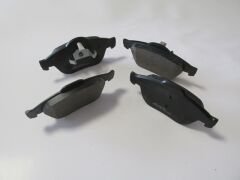 RENAULT MEGANE- 2- 03/09; ÖN FREN BALATASI (KABLOSUZ)(DİSK) (155,3X71X17/156,3X68,7X17) (BRAMAX) 7701207615
