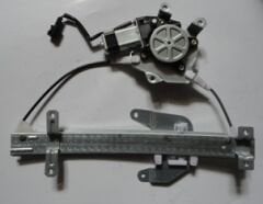 NISSAN MAXIMA- A33- 03/06; ARKA CAM KRİKOSU SOL ELEKTRİKLİ/MOTORLU 2FİŞLİ 82701-2Y010