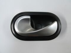 RENAULT SYMBOL- THALIA- SD- 09/12; ÖN KAPI İÇ AÇMA KOLU SOL SİYAH (ELCEĞİ GÜMÜŞ GRİ) 8200735219