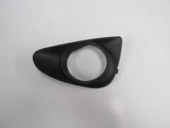 TOYOTA YARIS- 11/14; SİS LAMBA KAPAĞI SOL SİYAH (SİS DELİKLİ) (TYG) 81482-0D150