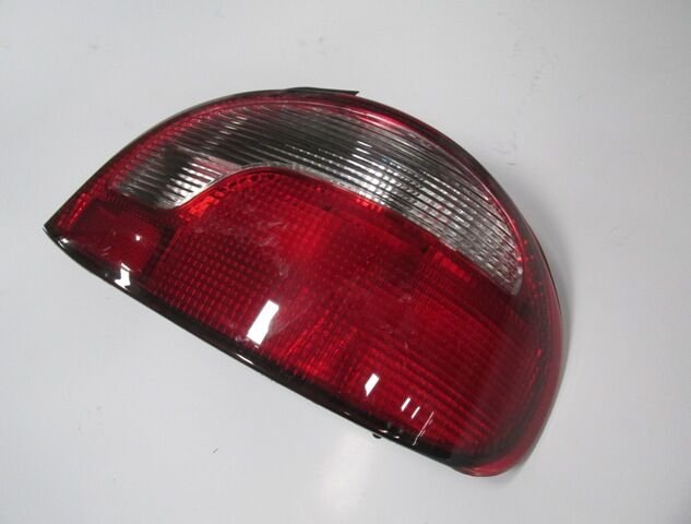 HYUNDAI ACCENT- 98/00; STOP LAMBASI SAĞ KIRMIZI/BEYAZ (MARS) 92402-22310