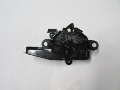 TOYOTA COROLLA- ZZE121- 02/04; KAPUT KİLİDİ (TYG) 53510-02180