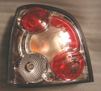VOLKSWAGEN POLO- 5- 02/05; MODİFİYE STOP LAMBASI SAĞ/SOL SET 2 PARÇA NİKELAJLI/KIRMIZI/BEYAZ (TY -