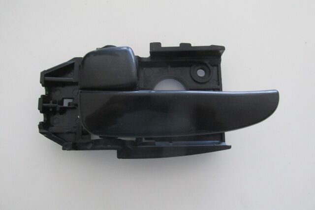 HYUNDAI ELANTRA- 02/03; ARKA KAPI İÇ AÇMA KOLU SOL SİYAH 82610-2D000-CA