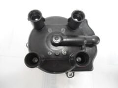 TOYOTA COROLLA- AE101- 93/98; DİSTRİBÜTÖR KAPAĞI TIRNAKLI (4AFE) 1.6cc ENJEKSİYONLU (YOW JUNG) 19101-11060