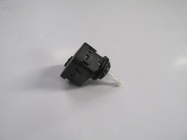 AUDI A4- 02/05; FAR MOTORU (12V)(YAN SOKET GİRİŞLİ) (BFN) 1J0941295C