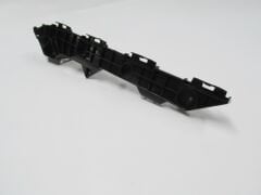 TOYOTA COROLLA- E150- 07/13; ARKA TAMPON İÇ BAĞLANTI BRAKETİ SOL (YAN KULAĞA BAĞLANAN) PLASTİK (TW) 52156-12290