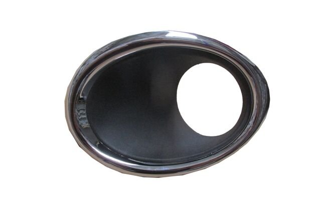 NISSAN QASHQAI- J11- 14/16; SİS LAMBA ÇERÇEVESİ SOL NİKELAJLI (SİS DELİKLİ) (TW) 62257-BT01A