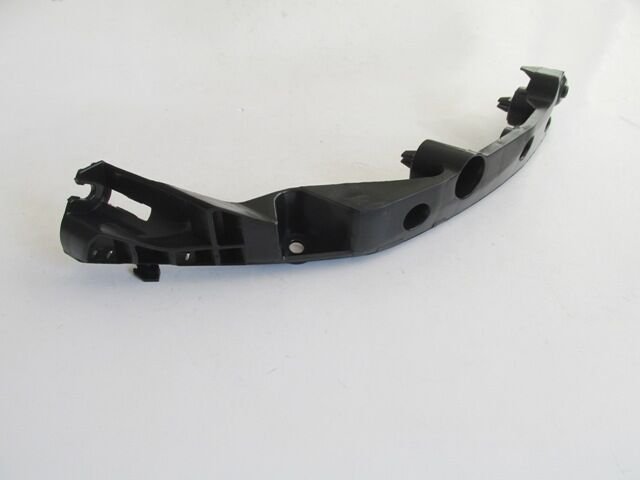 NISSAN JUKE- 11/14; ÖN TAMPON BRAKETİ SAĞ PLASTİK (TW) 62222-BA60A