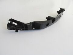 NISSAN JUKE- 11/14; ÖN TAMPON BRAKETİ SAĞ PLASTİK (TW) 62222-BA60A