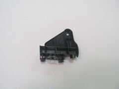 TOYOTA COROLLA- NDE180- 13/18; ARKA TAMPON BAĞLANTI BRAKETİ SAĞ PLASTİK (TW) 52562-02220