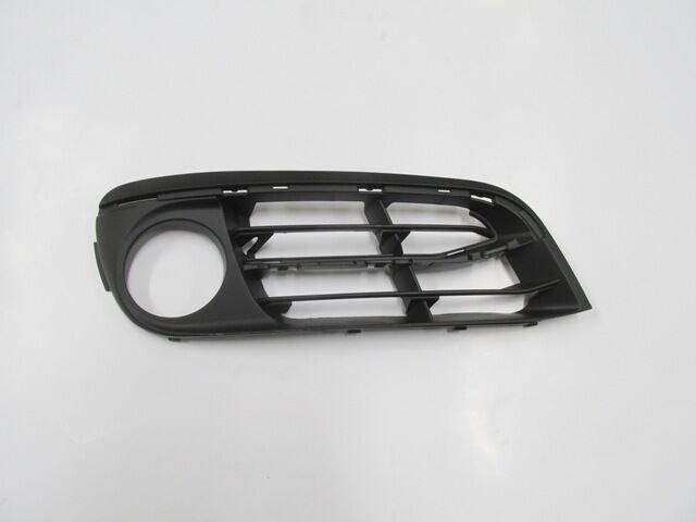BMW 5 SERI- F10- 13/16; SİS LAMBA KAPAĞI SAĞ SİS DELİKLİ (LUXURY) (TW) 51117331732