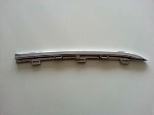 FIAT LINEA- 12/17; ÖN PANJUR ÜST ÇITASI KISA NİKELAJLI SOL (EUROBUMP) 735548054