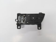 KIA SORENTO- 10/12; ÖN KAPI İÇ AÇMA KOLU SAĞ NİKELAJLI (HUSHAN) 82620-1U000