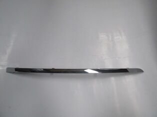 AUDI A8- 05/07; ÖN TAMPON BANDI ÜST NİKELAJI SAĞ (BFN) 4E0807244AA