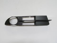 BMW 5 SERI- E60- 04/07; SİS LAMBA KAPAĞI DIŞ SAĞ SİS DELİKLİ (TW) 51117049244