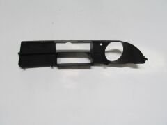 BMW 5 SERI- E60- 04/07; SİS LAMBA KAPAĞI DIŞ SAĞ SİS DELİKLİ (TW) 51117049244