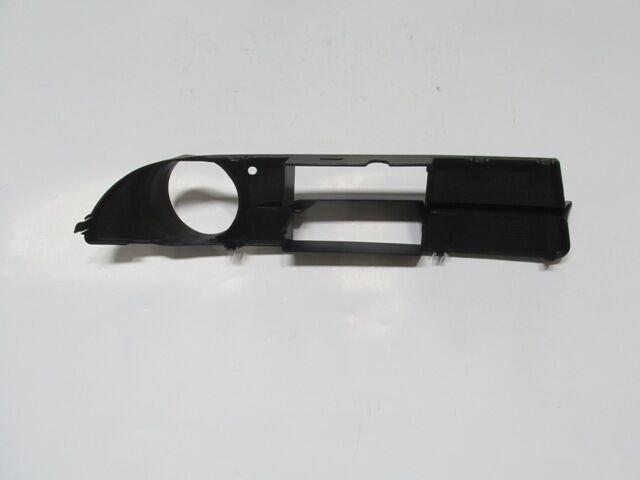 BMW 5 SERI- E60- 04/07; SİS LAMBA KAPAĞI DIŞ SOL SİS DELİKLİ (TW) 51117049243