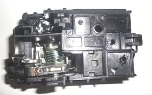 NISSAN ALMERA- N16- SD/HB- 00/06; ÖN KAPI İÇ AÇMA KOLU SAĞ NİKELAJLI (TYG) 80670-8M700