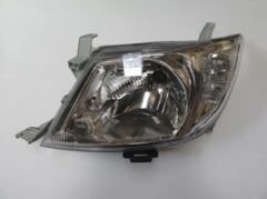 TOYOTA HILUX- PICK UP VIGO- 10/11; FAR LAMBASI SOL ELEKTRİKLİ/MOTORSUZ/BEYAZ SİNYALLİ (H4) 81170-0K190
