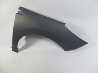 PEUGEOT 308- 08/13; ÖN ÇAMURLUK DELİKSİZ SAĞ KOYU GRİ (PLASTİK) (TYG/ORAN) 7841.Y1