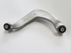 AUDI A5- 12/16; ARKA ÜST TABLA SOL EĞRİ TİP BURÇLU (SALINCAK) (SH) 8K0505323F