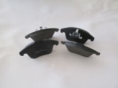 VOLVO S80- 07/12; ÖN FREN BALATASI (DİSK) 2.0/3,0cc (156.4x72x19/155,2x66,7x20)(BRAMAX) 1566232