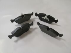 VOLVO S70- 97/00; ÖN FREN BALATASI 2,0/2,3/2,4 (KABLOSUZ)(DİSK)(156,8X58,7X18,5) (BRAMAX) 271587