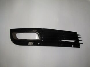 AUDI A8- 08/10; SİS LAMBA KAPAĞI SAĞ (BFN) 4E0807682AN