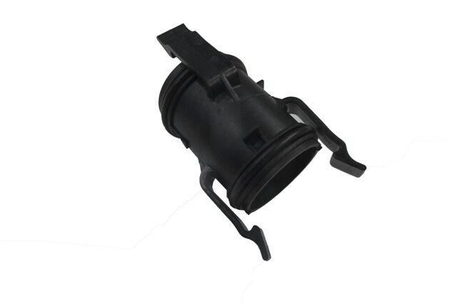 SKODA SUPERB- 15/18; TURBO HORTUMU ARA BORUSU (HORTUM TUTUCU) (TSI) (PLASTİK) 04E145875C