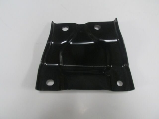 MITSUBISHI CANTER- FUSO- 06/12; ÖN TAMPON BRAKETİ SAĞ (KÜÇÜK TİP) (TYG) CW761330