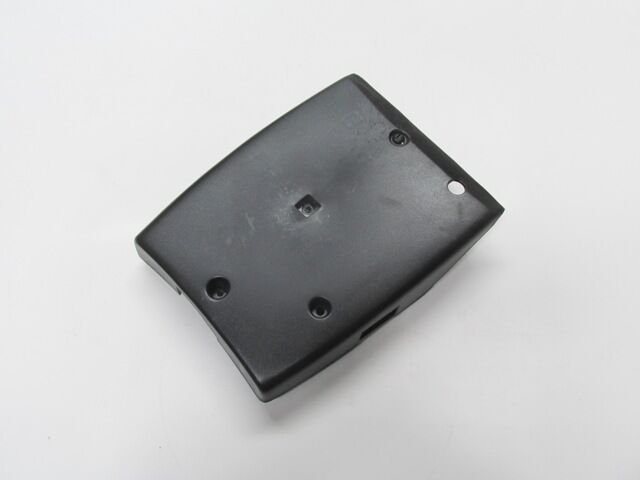 RENAULT R11- FLASH- 86/95; DİREKSİYON ALT KAPAĞI (PLEKSAN) 7700690473