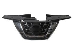 NISSAN JUKE- 14/19; ÖN PANJUR SİYAH ORTA PARÇA (NİKELAJ KAPLAMALI)KAMERA DELİKSİZ (TW) 62072-BV80A