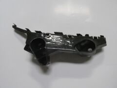MAZDA 3- SD/HB- 14/16; ÖN TAMPON BRAKETİ SAĞ (PLASTİK) (TYG) BHN1-50-0T1F